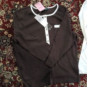 2 Women's shirts